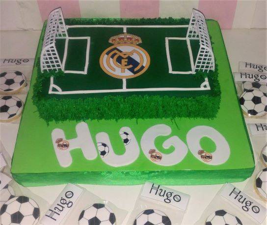 Tarta Campo de Futbol Real Madrid Hugo web